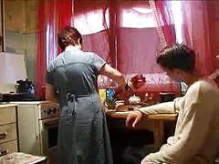 MomsCult presents: I visited my aunt in her kitchen