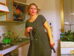 MomsCult presents: Italian bbw housewife bj